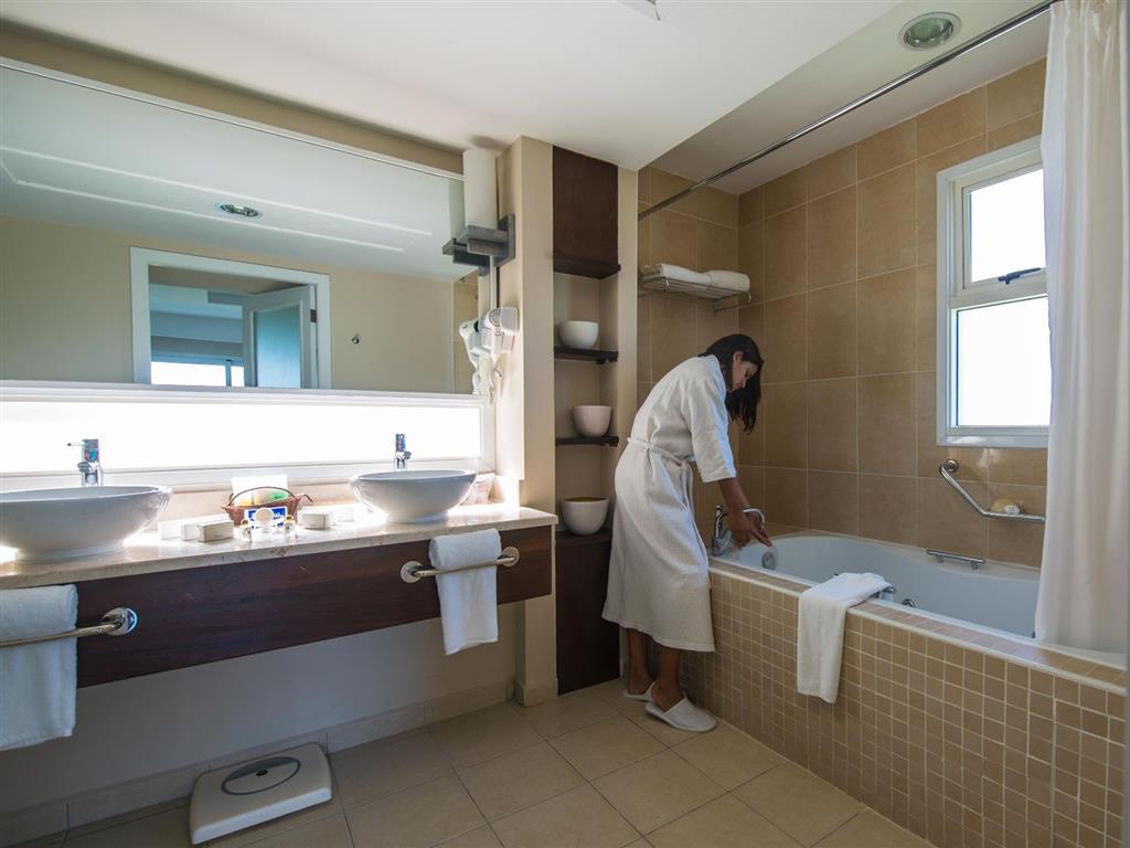 Executive Room - 12