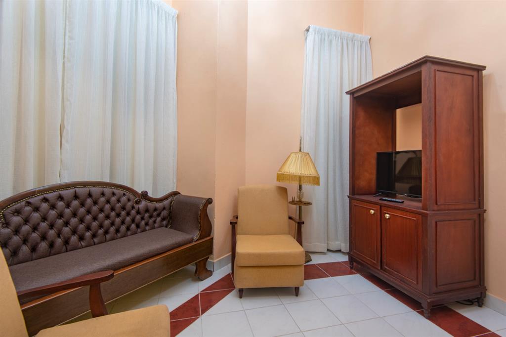Executive Room - 7