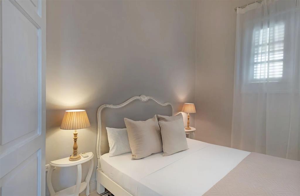 Executive Room - 4