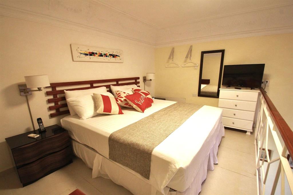Executive Room - 6