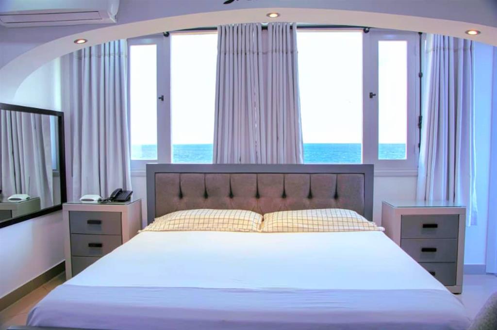 Executive Room - 9
