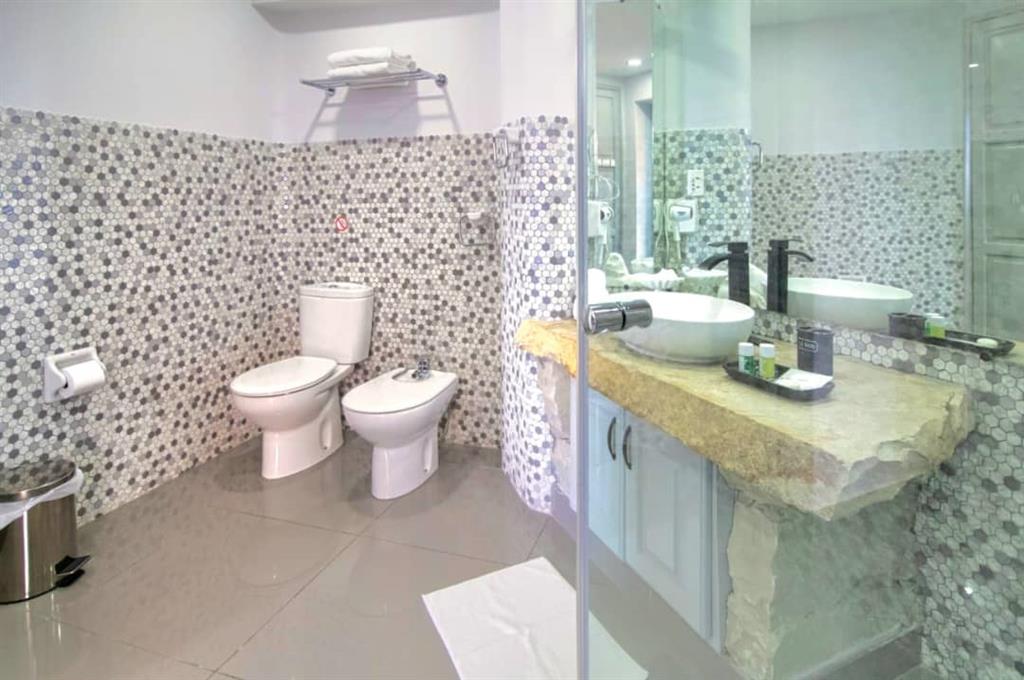 Executive Room - 8