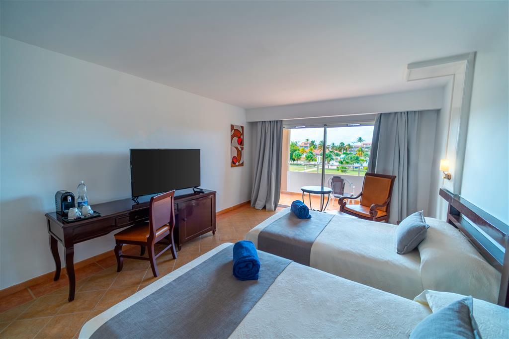Executive Room - 8