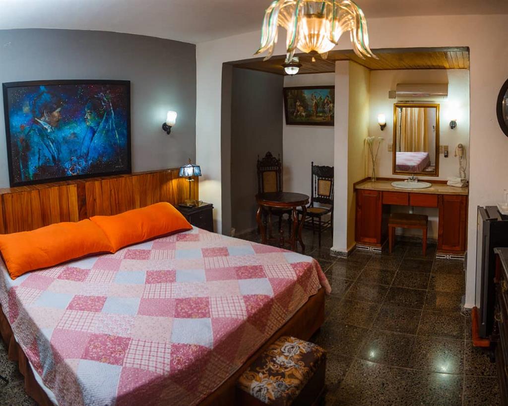 Executive Room - 6